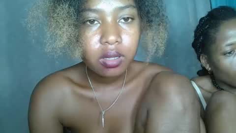 elia011 online show from January 2025 02:08:01 AM