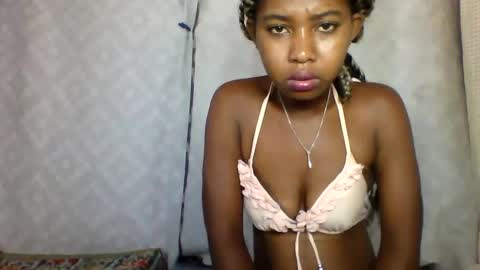 elia011 online show from January 2025 05:59:02 AM