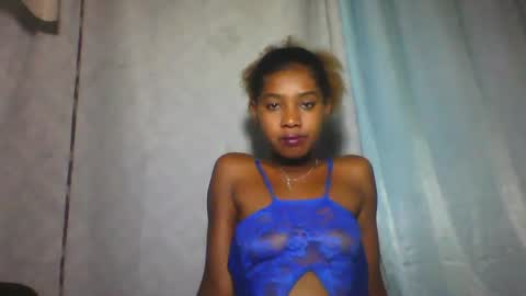 elia011 online show from February 2025 07:10:02 PM