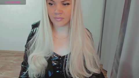 Ella online show from February 2025 06:45:02 AM