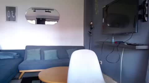 Snapshot of elian_craiggggg chatting on November 2025 05:11:01 PM Elian online show from November 2025 05:11:01 PM