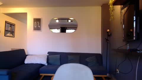 Snapshot of elian_craiggggg chatting on November 2025 05:13:02 PM Elian online show from November 2025 05:13:02 PM