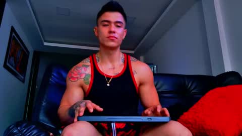 Snapshot of elian_craiggggg chatting on February 2026 08:07:02 PM Elian online show from February 2026 08:07:02 PM