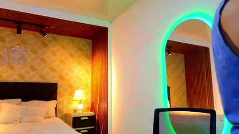 Snapshot of elian_craiggggg chatting on March 2026 01:22:01 AM Elian online show from March 2026 01:22:01 AM