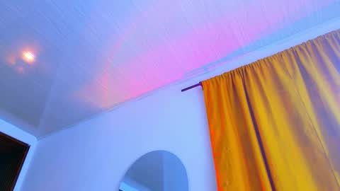 Snapshot of elian_craiggggg chatting on March 2026 02:45:02 AM Elian online show from March 2026 02:45:02 AM