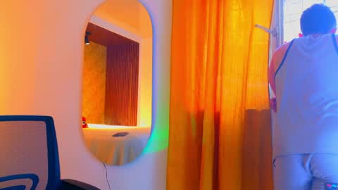 Snapshot of elian_craiggggg chatting on March 2026 10:54:01 PM Elian online show from March 2026 10:54:01 PM