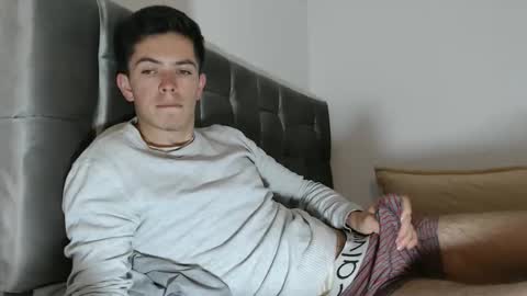 Snapshot of elian_tg chatting on September 2025 11:40:02 PM Elian online show from September 2025 11:40:02 PM