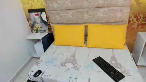 Snapshot of elianacollins chatting on November 2025 02:34:02 AM Eliana online show from November 2025 02:34:02 AM