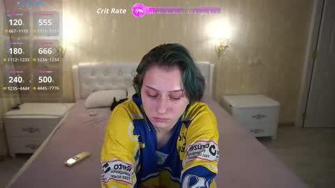 Luna online show from December 2025 11:34:02 PM