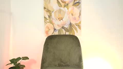 elias_salvatore_ online show from June 2026 10:00:01 PM