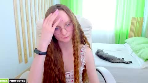 Snapshot of elidream chatting on March 2026 10:21:02 AM Eli online show from March 2026 10:21:02 AM