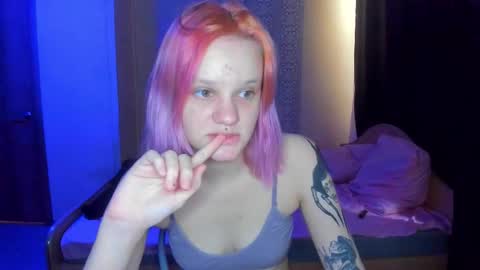 elieiza_xo online show from February 2026 09:03:02 AM