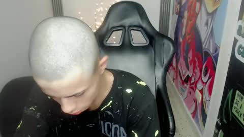 Snapshot of elii_797 chatting on January 2025 05:59:02 PM bby-santy online show from January 2025 05:59:02 PM