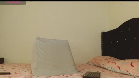 elii_sweet_ online show from February 2025 03:27:02 PM