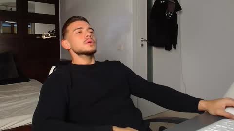 ElijahThorne online show from January 2026 06:06:02 AM