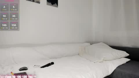 Hey Im Elizzi. Lets have fun and enjoy together  online show from May 2026 11:57:01 PM
