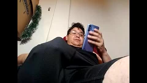 elimposstor online show from December 2024 06:08:01 PM