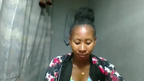 Snapshot of elina981 chatting on February 2026 08:23:01 PM elina981 online show from February 2026 08:23:01 PM