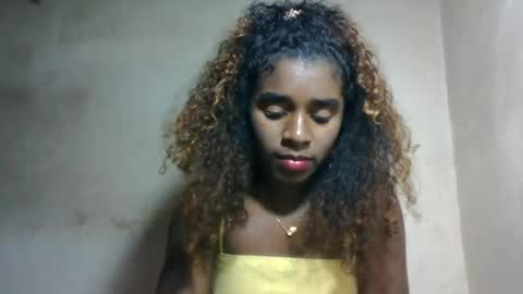 Snapshot of elina981 chatting on June 2026 08:12:02 AM elina981 online show from June 2026 08:12:02 AM