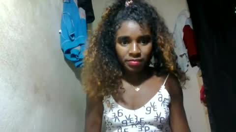 Snapshot of elina981 chatting on July 2026 09:13:01 AM elina981 online show from July 2026 09:13:01 AM