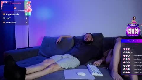 Snapshot of elinamilller chatting on March 2026 10:21:01 AM Elna and Tom online show from March 2026 10:21:01 AM