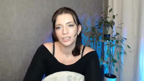 Elina online show from January 2025 01:33:01 AM