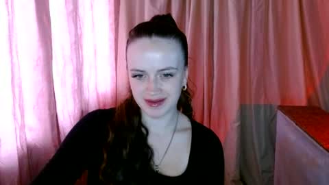 Snapshot of elinastar chatting on June 2026 09:14:01 AM ElinaStar online show from June 2026 09:14:01 AM