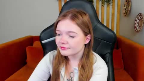 elinavale online show from June 2026 06:07:01 AM