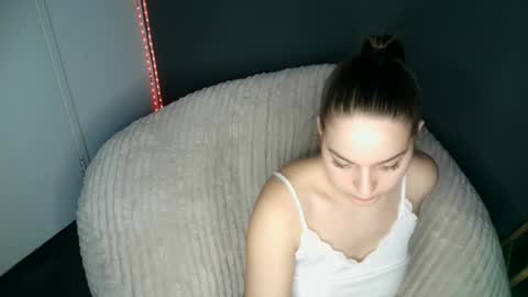 Snapshot of eliodora chatting on April 2026 06:47:02 PM DominaDora online show from April 2026 06:47:02 PM