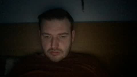 Snapshot of eliot26 chatting on February 2025 09:48:01 PM e26 online show from February 2025 09:48:01 PM