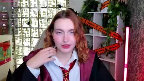 Snapshot of elis_cherry chatting on October 2025 02:04:02 AM Elis online show from October 2025 02:04:02 AM