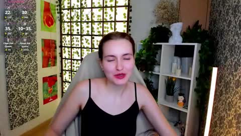 Snapshot of elis_cherry chatting on November 2025 09:45:01 AM Elis online show from November 2025 09:45:01 AM