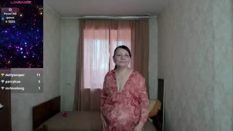 Elis online show from March 2025 03:46:02 AM