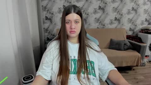 Aletta Oushen online show from September 2025 09:58:02 AM