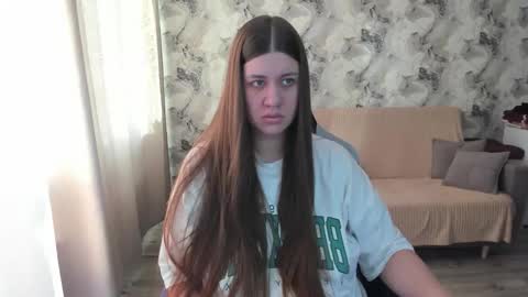 Aletta Oushen online show from October 2025 10:05:01 AM