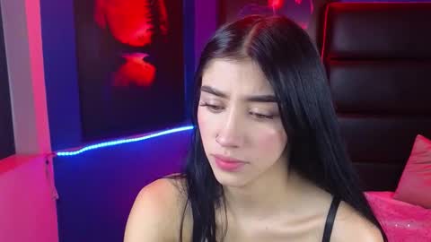 Snapshot of elisa_soul chatting on September 2025 02:43:01 PM Elisa Soul online show from September 2025 02:43:01 PM