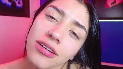 Snapshot of elisa_soul chatting on October 2025 01:07:01 PM Elisa Soul online show from October 2025 01:07:01 PM