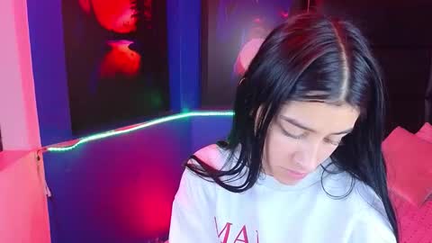 Snapshot of elisa_soul chatting on October 2025 12:47:01 PM Elisa Soul online show from October 2025 12:47:01 PM