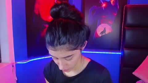 Snapshot of elisa_soul chatting on October 2025 01:33:02 PM Elisa Soul online show from October 2025 01:33:02 PM
