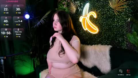 Snapshot of elisabeth_binder chatting on April 2026 08:30:01 AM your sweet Lisa online show from April 2026 08:30:01 AM