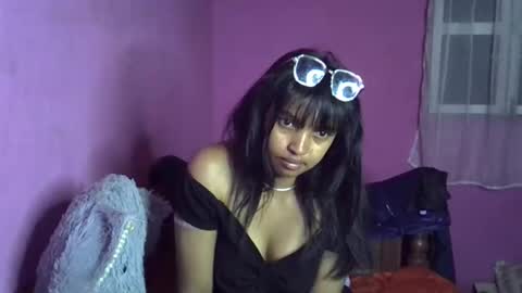 elisah01 online show from June 2026 06:36:02 PM