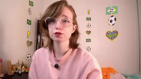 elise_nyx online show from June 2026 11:31:01 AM