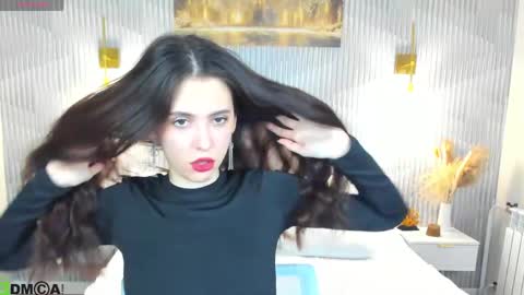 Snapshot of elise_robbie chatting on March 2026 01:01:01 AM Elise online show from March 2026 01:01:01 AM