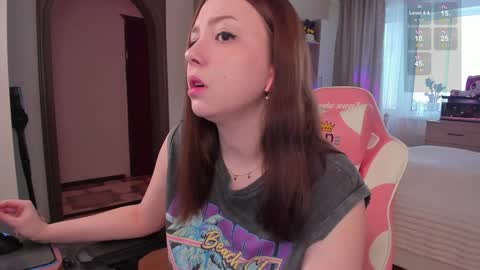 Snapshot of elisejays chatting on January 2025 09:48:01 AM Elise online show from January 2025 09:48:01 AM