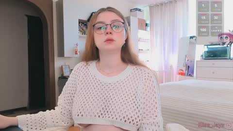 Snapshot of elisejays chatting on September 2025 12:07:01 PM Elise online show from September 2025 12:07:01 PM