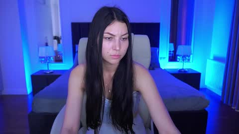 Snapshot of elisevelour chatting on May 2026 12:31:02 PM elisevelour online show from May 2026 12:31:02 PM