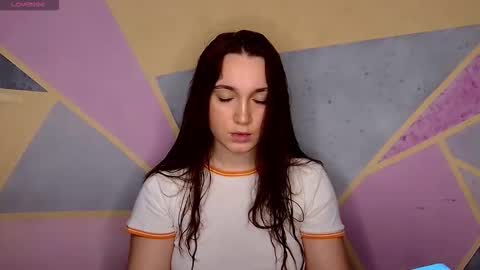 Eliz online show from October 2025 09:33:01 PM