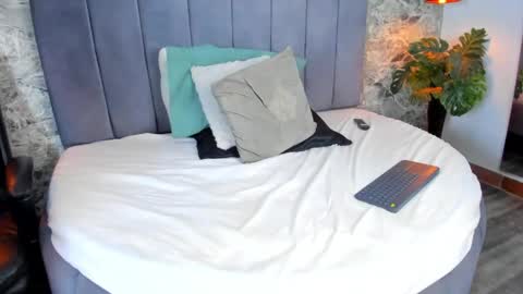 eliza_monroe online show from March 2026 08:26:33 AM