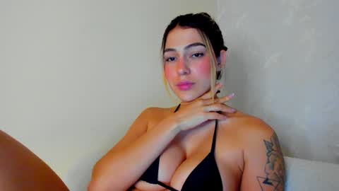 Snapshot of eliza_sanz chatting on February 2025 02:15:01 AM My name is ElizaPVT is open online show from February 2025 02:15:01 AM
