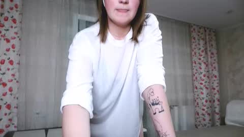 Snapshot of eliza_sin chatting on November 2025 03:49:01 PM Elizabeth online show from November 2025 03:49:01 PM